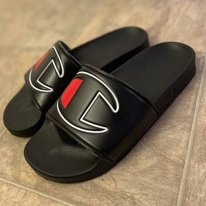 WOMEN’S CHAMPION SLIDES